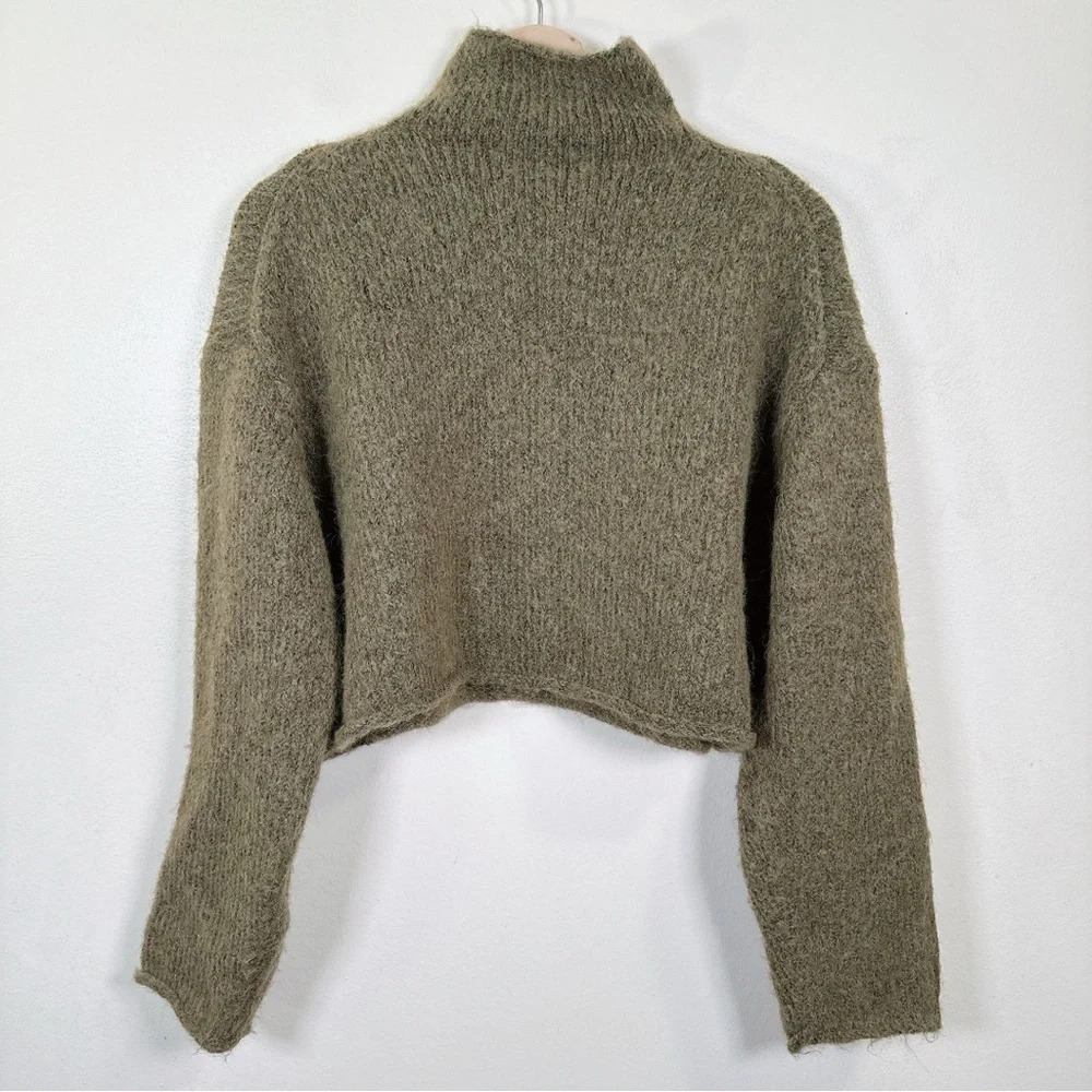 Zara Womens Size Medium Dark Olive Cropped Tunnel Knit Sweater - Picture 14 of 14